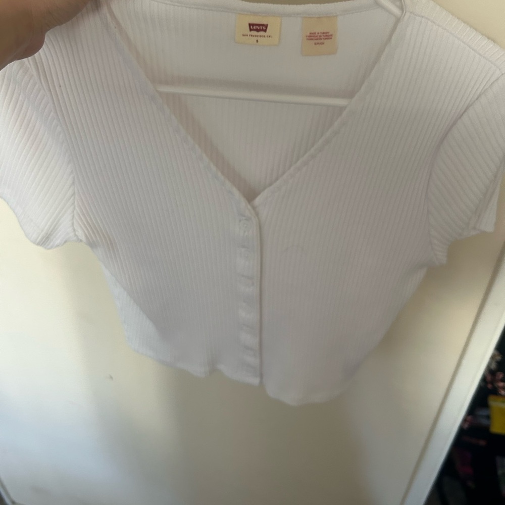 Levi's White Ribbed Button-Front V-Neck Crop Top